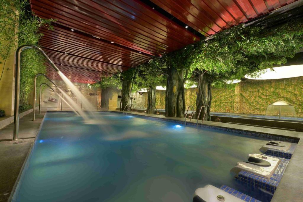 Kingrand Hotspring Hotel Peking Exterior foto